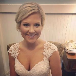 Meet your Posher, Lauren